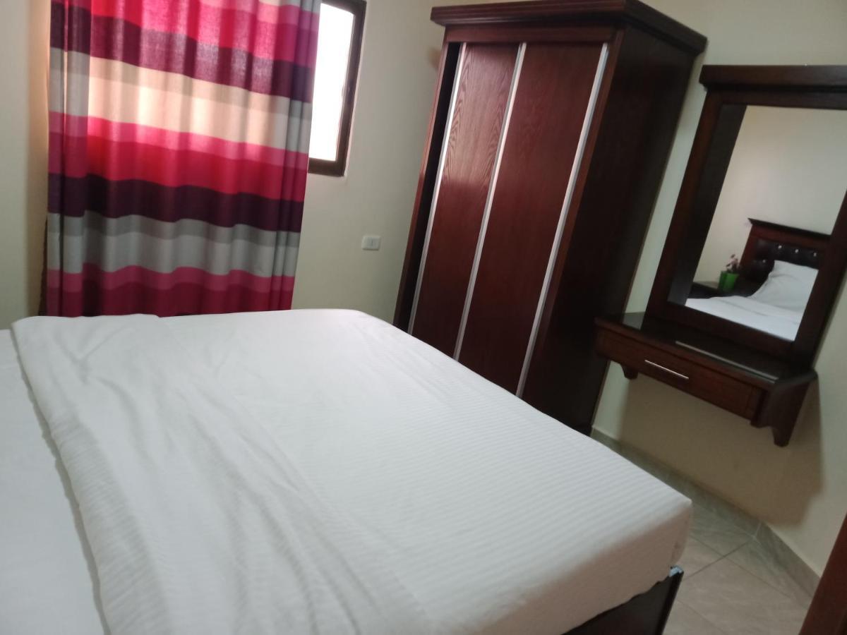 Petra Visitors Hotel Вади Муса Экстерьер фото
